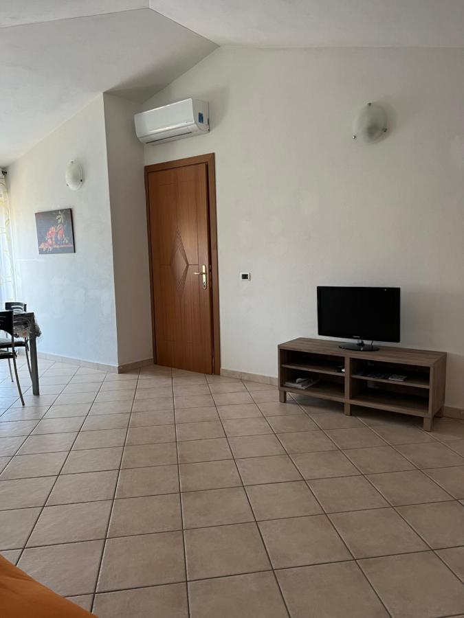 A Casa Di Olivia Apartment Girasole Exterior foto